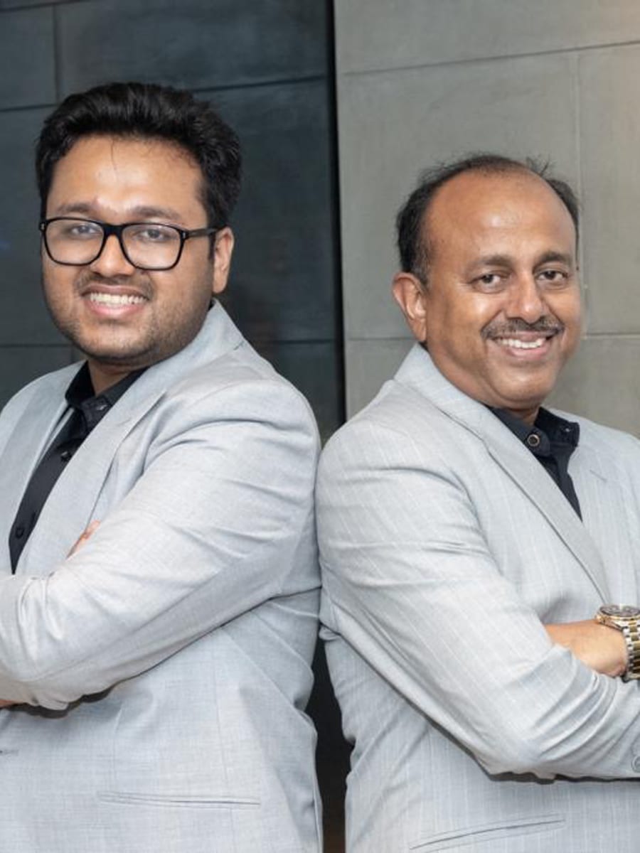 CA VISHNU GUPTA CA PRAKHAR GUPTA